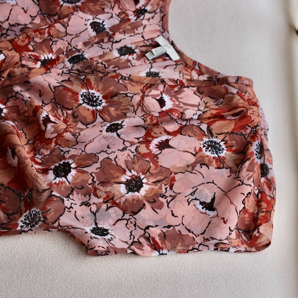 Joie Floral Silk Blouse - Picture 5 of 8